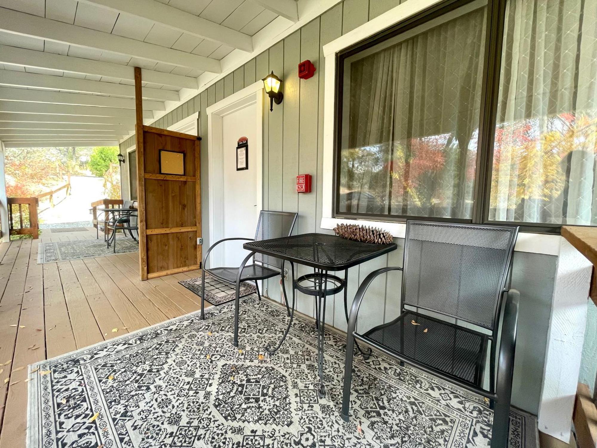 Sierra Mountain Lodge - Vacation Rentals - Yosemite Ahwahnee Eksteriør bilde