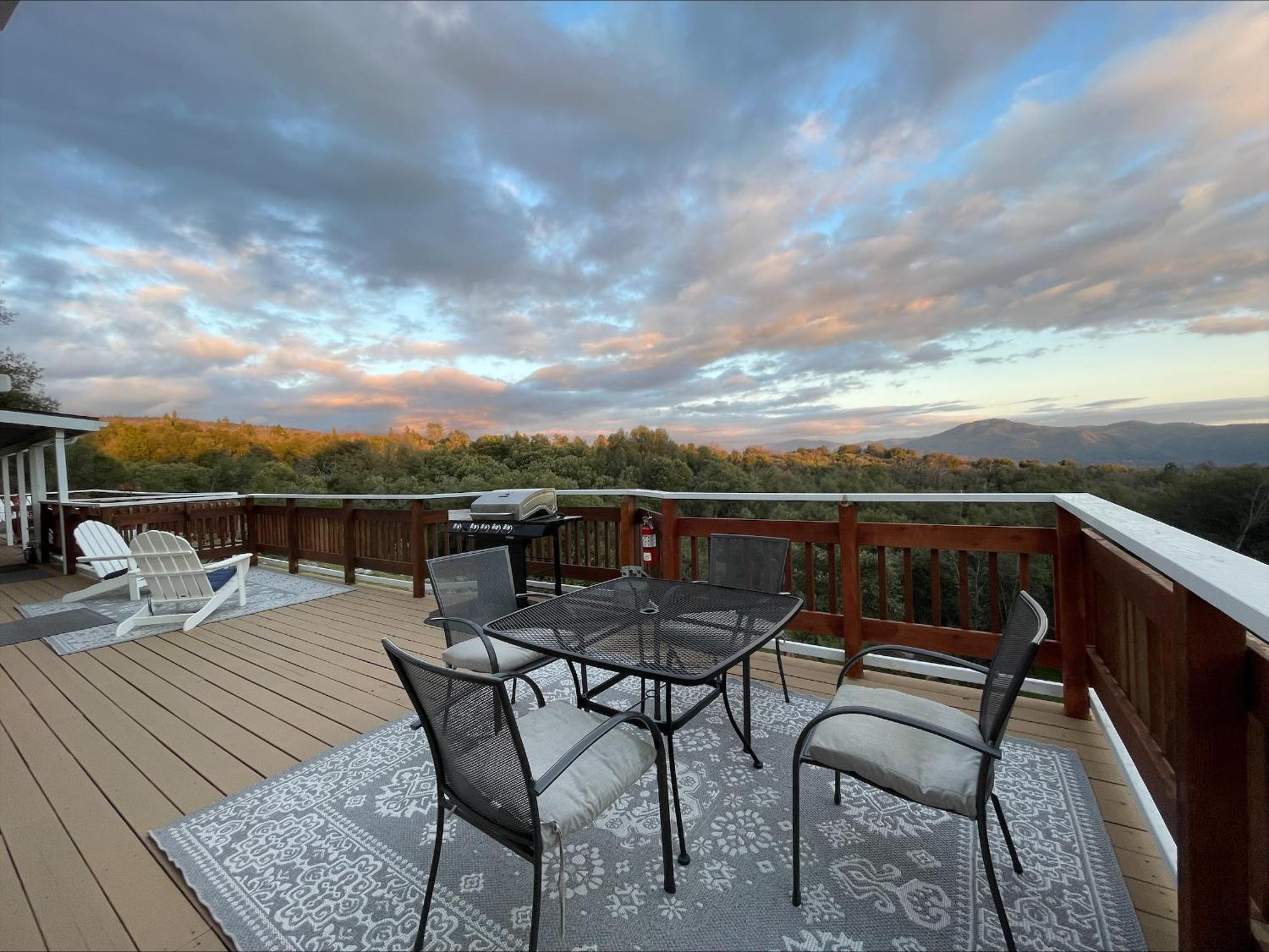 Sierra Mountain Lodge - Vacation Rentals - Yosemite Ahwahnee Eksteriør bilde